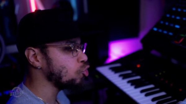 HOW TO MAKE SOULFUL HIPHOP BEATS ON AKAI "MPC X" FROM SCRATCH |MPC BEATS