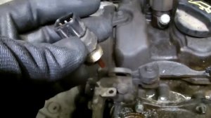 Хюндай Туссан 2.0 CRDi Замена роликов и обгонной муфты генератора