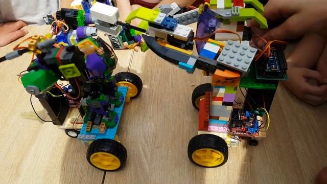 Битва роботов.mp4 смотреть онлайн