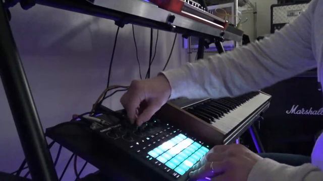 Making Chill Lofi House with Circuit Tracks | MS-1 | Prophet 08//Live with My New Dawless Setup смотреть онлайн