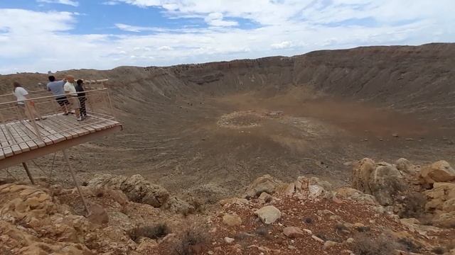 США, Аризона. Кратер от метеорита. Meteor Crater, Arizona.