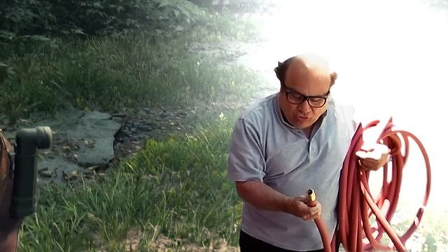 Frank Reynolds in The Last of Us смотреть онлайн