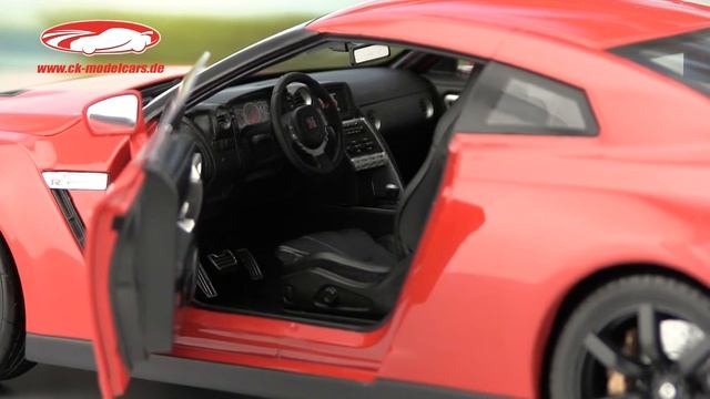 ck-modelcars-video: Nissan GT-R (R35) Baujahr 2008 rot Norev смотреть онлайн