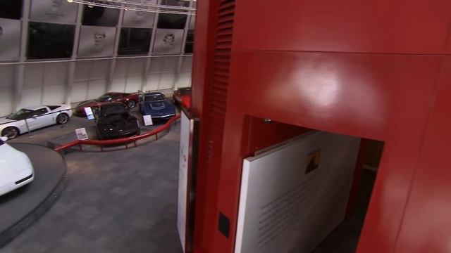 National Corvette Museum Skydome "Before" Footage смотреть онлайн