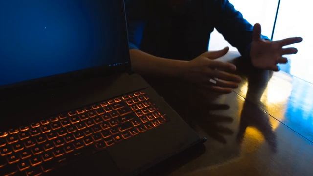 MSI GF75: a gaming laptop for a non-gamer? смотреть онлайн