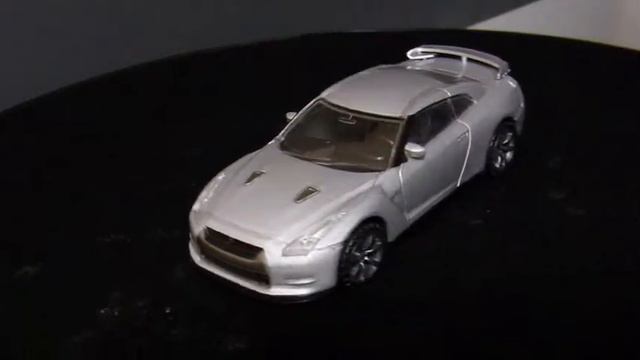 Nissan GTR s=1 43 Silver RASTAR смотреть онлайн