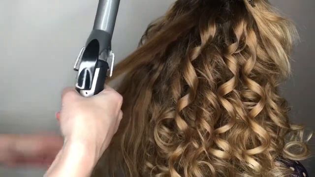 Объемные кудри на 3 дня. Секреты профессиональной укладки смотреть онлайн