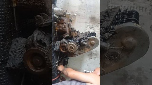 Desarmamos Un Motor De Ford Sierra смотреть онлайн