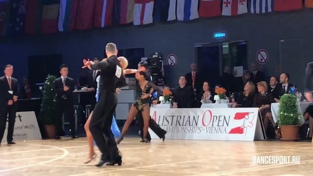 Andrea Silvestri - Varadi Martina HUN | Samba | 1/8 WDSF World Latin Championship - AOC 2017 смотреть онлайн