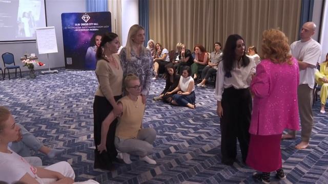 Должен ли отчим заменять отца девочке? смотреть онлайн