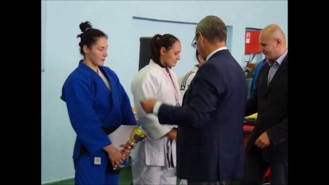 ЧЕМПИОНАТ СПб по дзюдо-2013 Награждение девушек смотреть онлайн