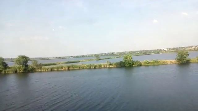 Суперовий вид з вікна потягу смотреть онлайн