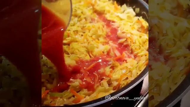 Капуста с колбасками