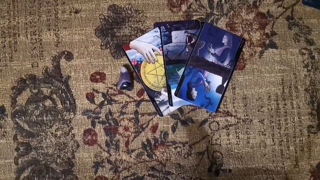 Как человек на вас влияет? Онлайн гадание на 4 варианта | Таро онлайн | Расклад Таро смотреть онлайн