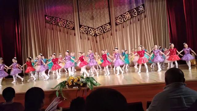 Танец детский сад смотреть онлайн