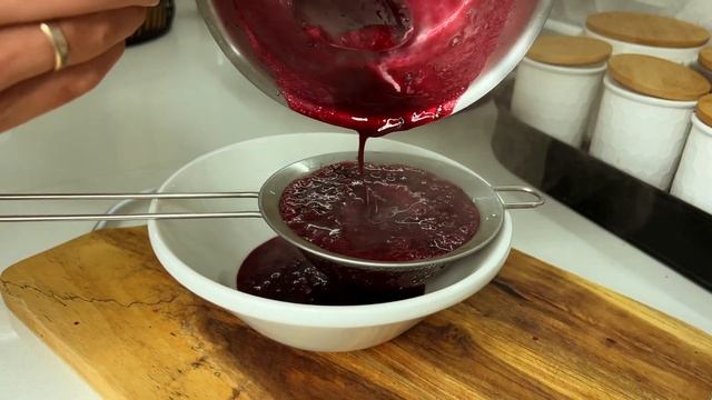 Dessert ohne Backen / ohne Zucker / ohne Mehl! Leckerer Beerenkuchen in 10 Minuten смотреть онлайн