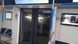 Москва. Метро. От станции  Лефортово в метро по Некрасовской ветке. Новое метро