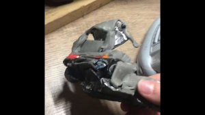 Краш -тест москвича из пластилина