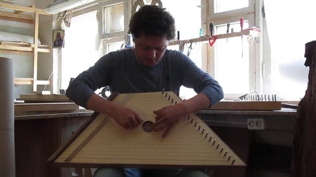 Все люди живут. Максим Гавриленко. смотреть онлайн