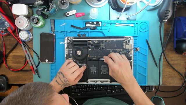 Update with MacBook Pro Model 1502 ( 2014 ) No Display . . . Working, But . . . ! смотреть онлайн