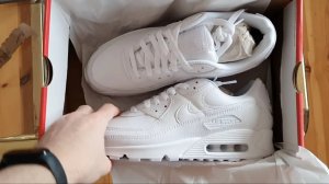 Распаковка и осмотр кроссовок Nike Air Max 90 LTR CZ5594-100.