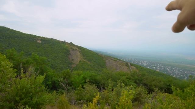 ГРУЗИЯ 2022: МОРЕ, СИГНАХИ, ТБИЛИСИ. Живём с женой в машине! смотреть онлайн
