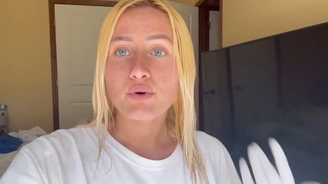Hairdresser reacts to 'bleach baths' gone wrong смотреть онлайн