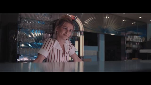 Lisa Pac - Heart Shaped Bruises (Official Music Video) смотреть онлайн