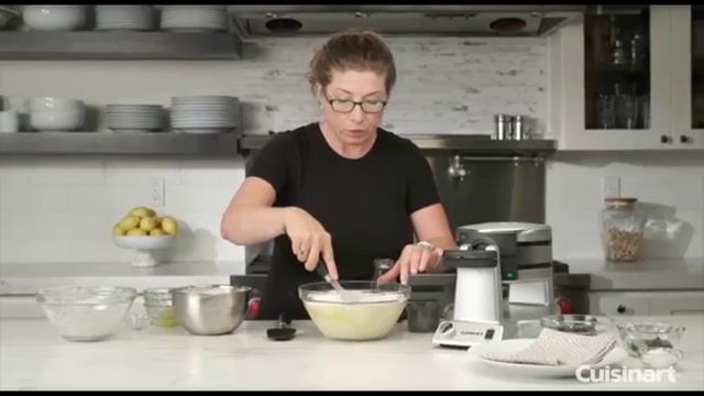 New Cuisinart Double Round Belgian Waffle Maker w/ Nonstick Stainless Iron 120v смотреть онлайн