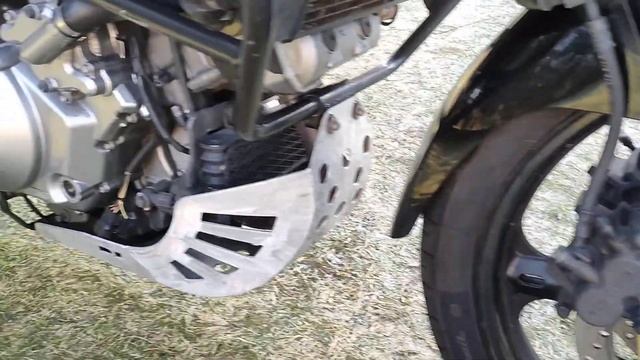 Suzuki DL 1000 V Strom 2002 смотреть онлайн