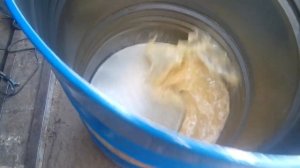 Как отмыть бочку от моторного масла.