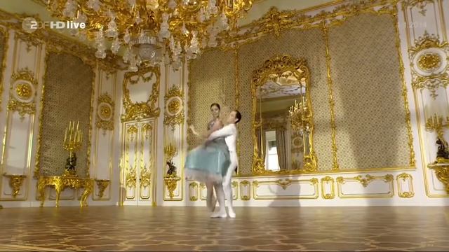 Demis Roussos - Come Waltz With Me (Шостакович, вальс №2) смотреть онлайн