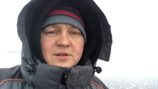Рыбалка на Волге в затонах на жерлицы. Трофейные щуки. Первый лед в Чувашии смотреть онлайн