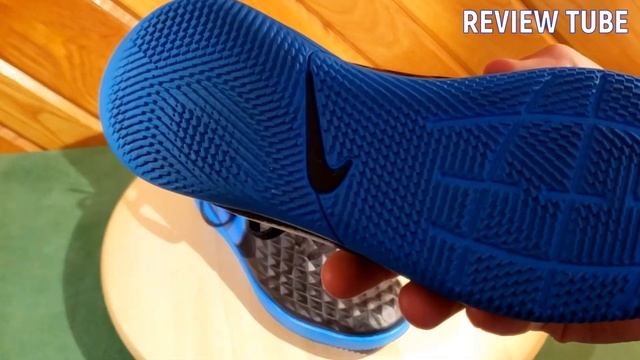Nike Tiempo Legend 8 IC (Indoor Court) Soccer Shoe смотреть онлайн