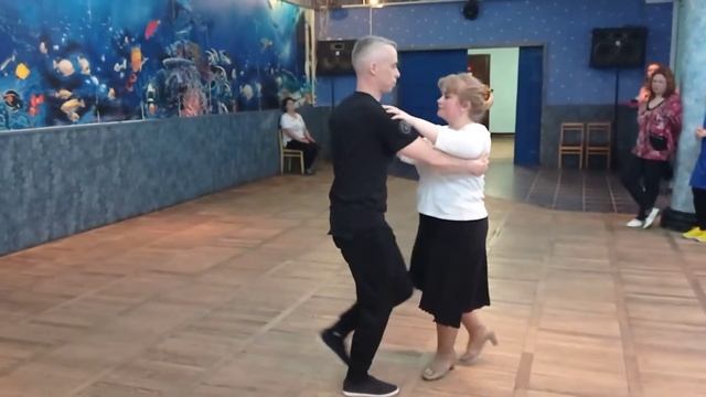 Фокстрот Зигзаг/Zig Zag Saunter Foxtrot (взрослая группа Рандеву) 30.04.2021г. смотреть онлайн