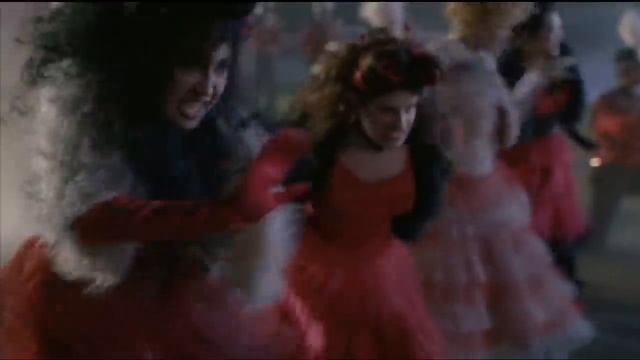 GLEE - Full Performance of ''Thriller/Heads Will Roll'' from ''The Sue Sylvester Shuffle'' смотреть онлайн