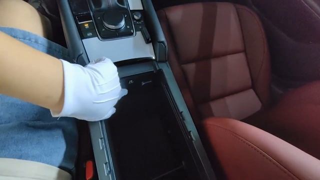 2023 Mazda 3 in-depth Walkaround смотреть онлайн