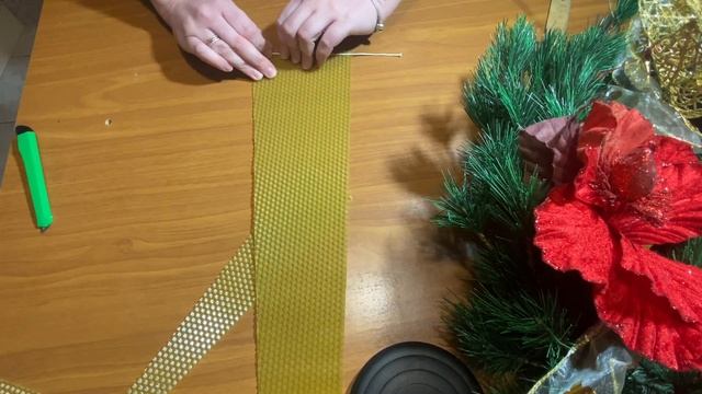 СВЕЧА-ЁЛОЧКА ИЗ ВОЩИНЫ смотреть онлайн