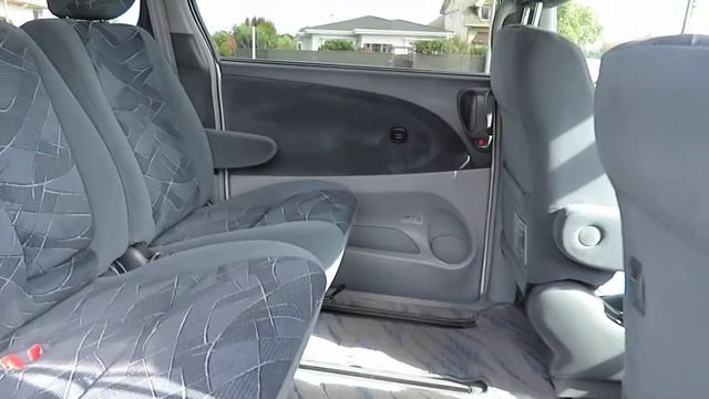2000 Toyota Estima Aeras смотреть онлайн