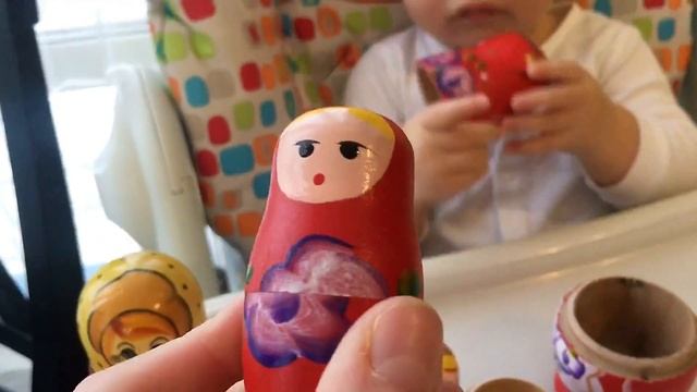 Матрешка. Знакомимся с матрешкой. Открываем матрешку. Считаем матрешки смотреть онлайн