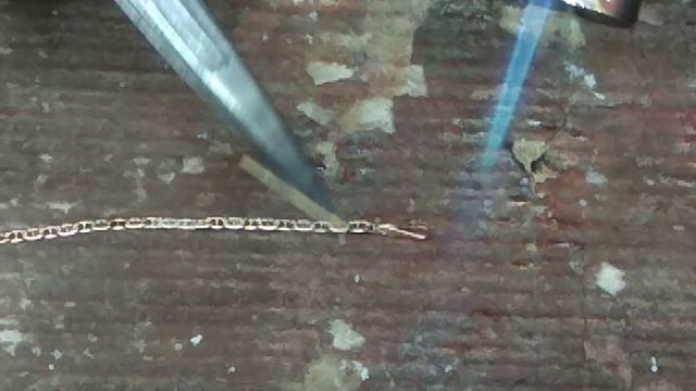 #goldenartjeweler Золотая цепочка, спаять концевик и звено.