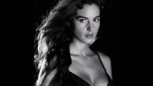 Как выглядела раньше и как выглядит сейчас Моника Беллуччи.