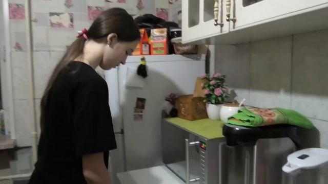 Заказали Суши?Сладости От Оли?? Шашлык?Играем в Жмурки?