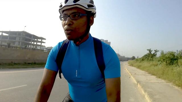 Is Triban 100 The Best Road Bike for Long rides? Review|| Swamy Vijay||MOTOROMEO смотреть онлайн
