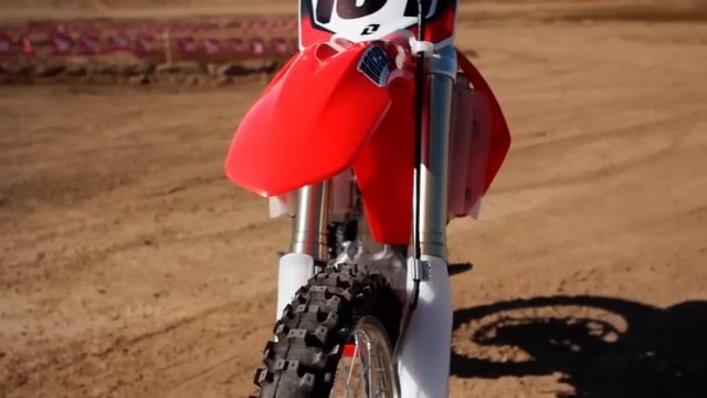 Racer X Films: 2012 Honda CRF450R смотреть онлайн