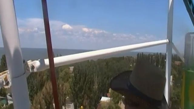 На колесе обозрения в Ейске 2012 г смотреть онлайн