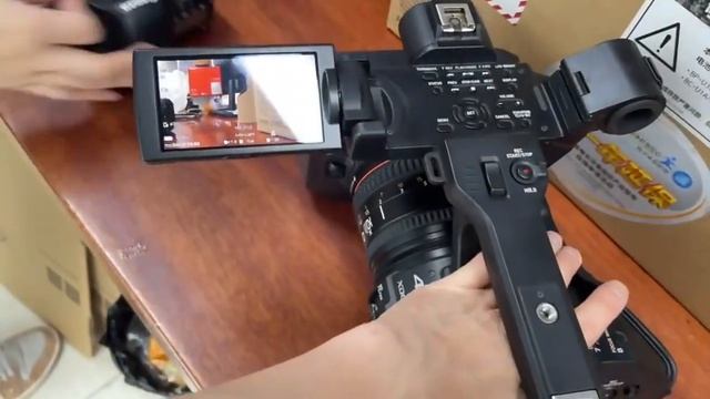 PXW-Z190 Handheld Camcorder - 4K HDR digital cameras смотреть онлайн