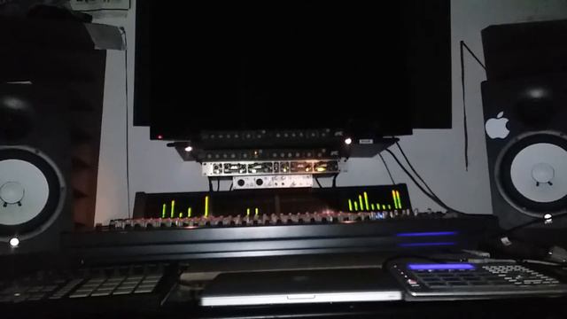 Sean Liddy (mixes) , FECCA's : "Horn city" , (48khz) version 1 смотреть онлайн