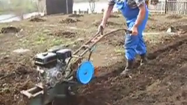 Мотоблок Урал с двигателем Лифан. смотреть онлайн