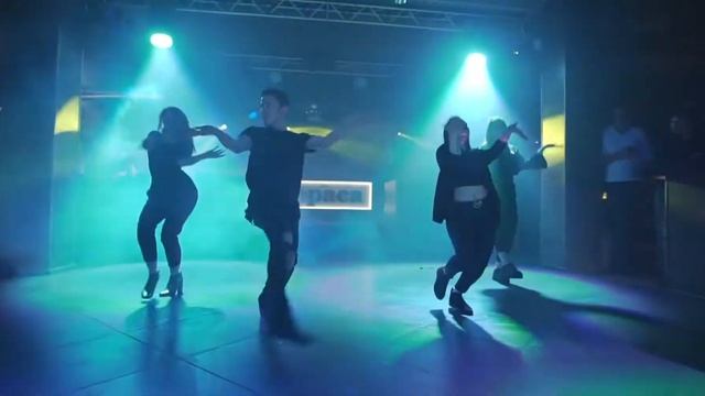 Vogue Dance Perfomance смотреть онлайн